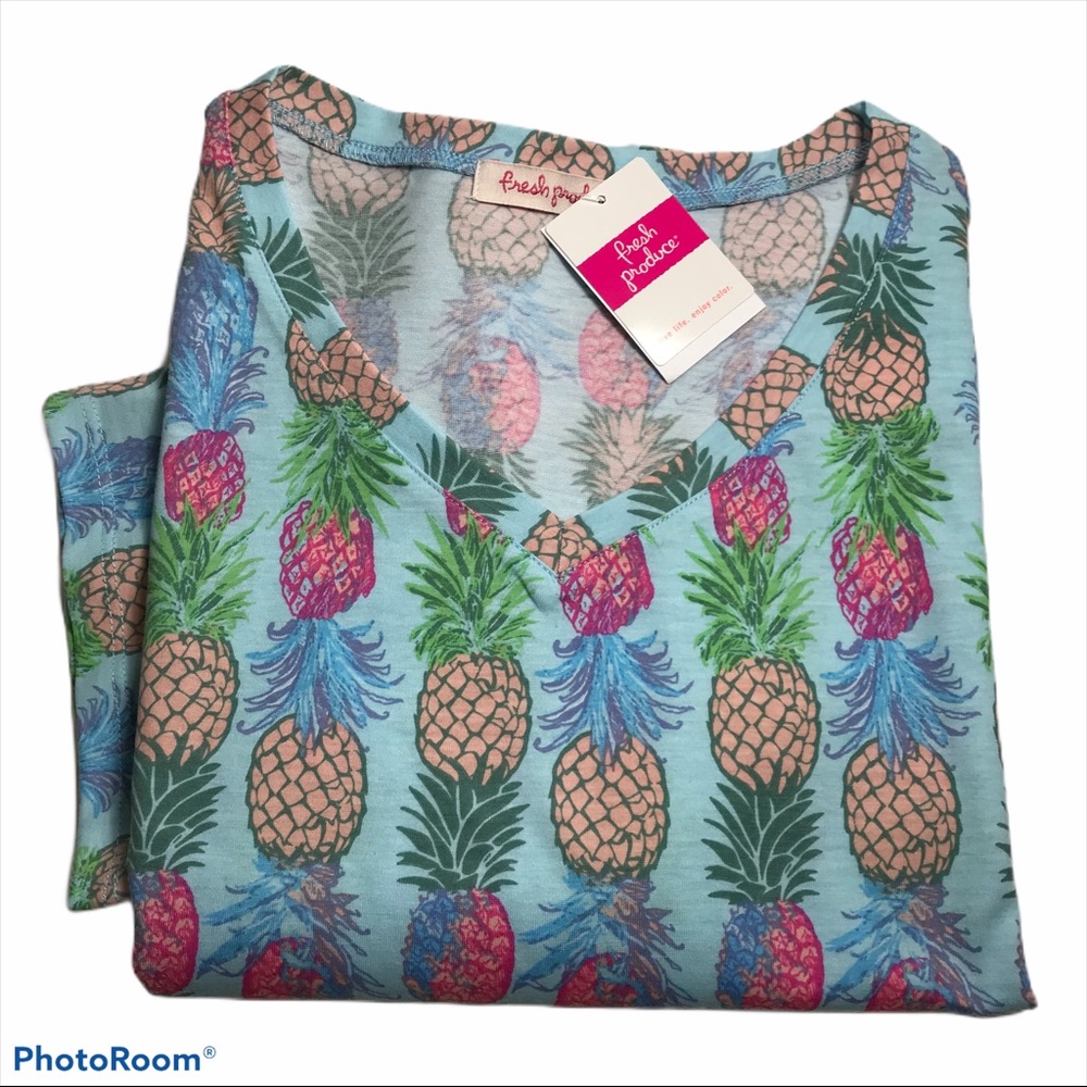 FRESH PRODUCE S/S V-NECK.NWT.MSRP$49.00